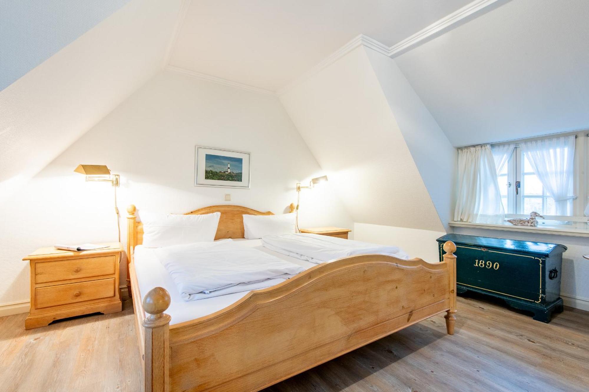 Holiday home Friesenhaus Kaeptn Hahn Hausteil 05