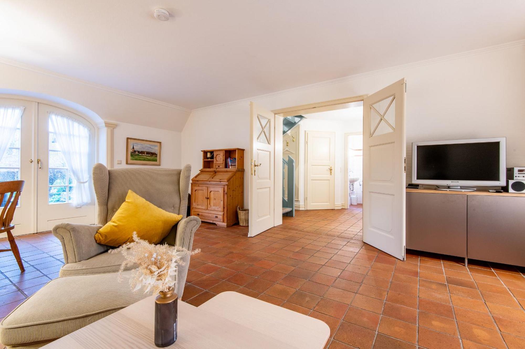 Friesenhaus Kaeptn Hahn Hausteil 05 Holiday home Westerland
